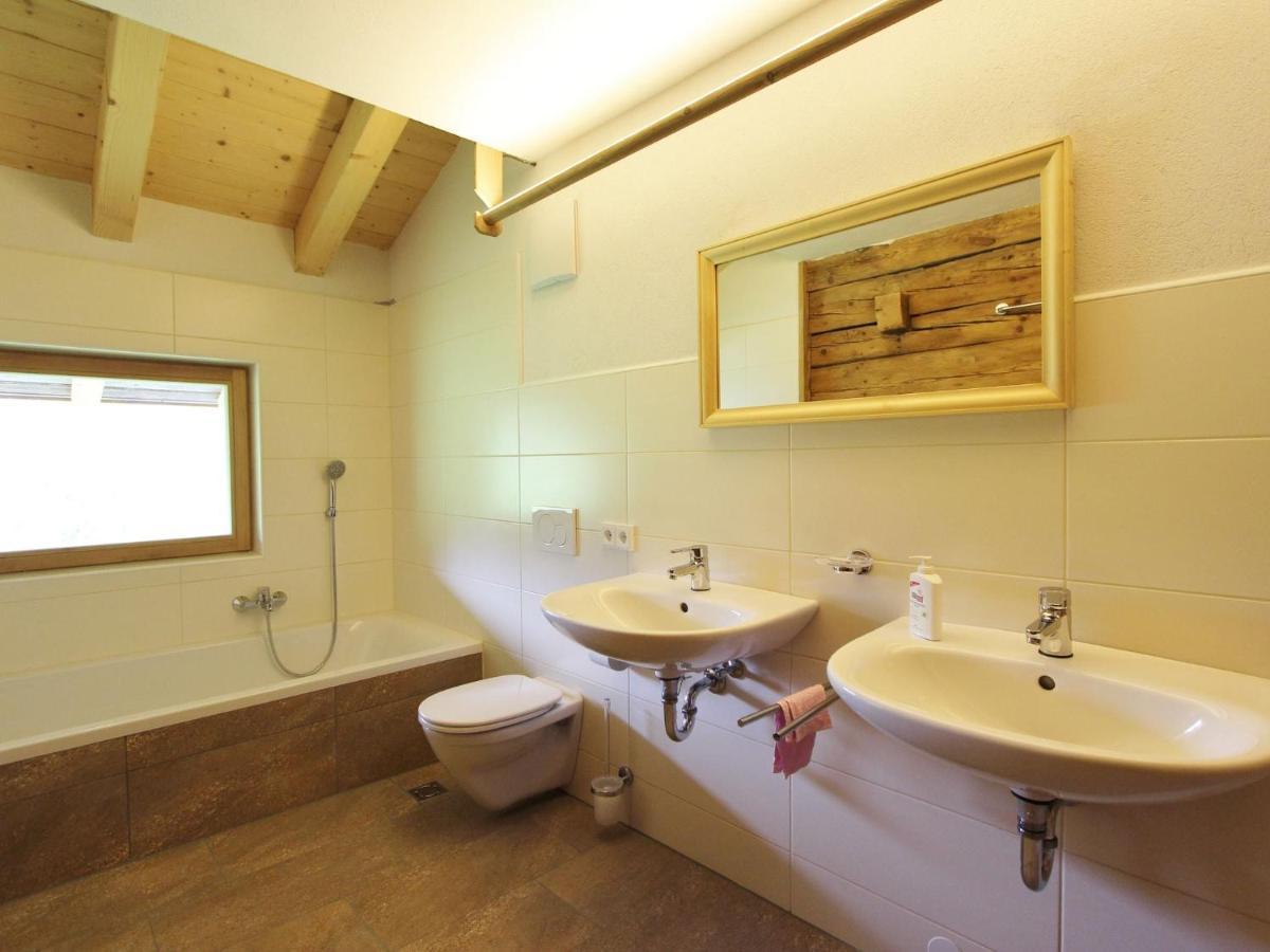 Chalet On The Ski Slope In St Johann In Tyrol Apfeldorf Exterior photo